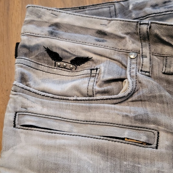 Robin's jeans - Picture 9 of 12